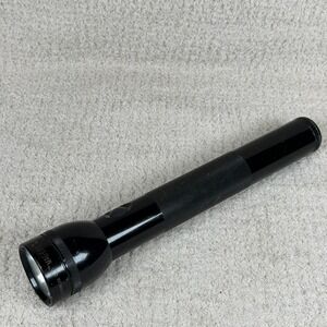 Maglite 3D Cell Flashlight Black Vintage Mag Instrument Ontario California 12"